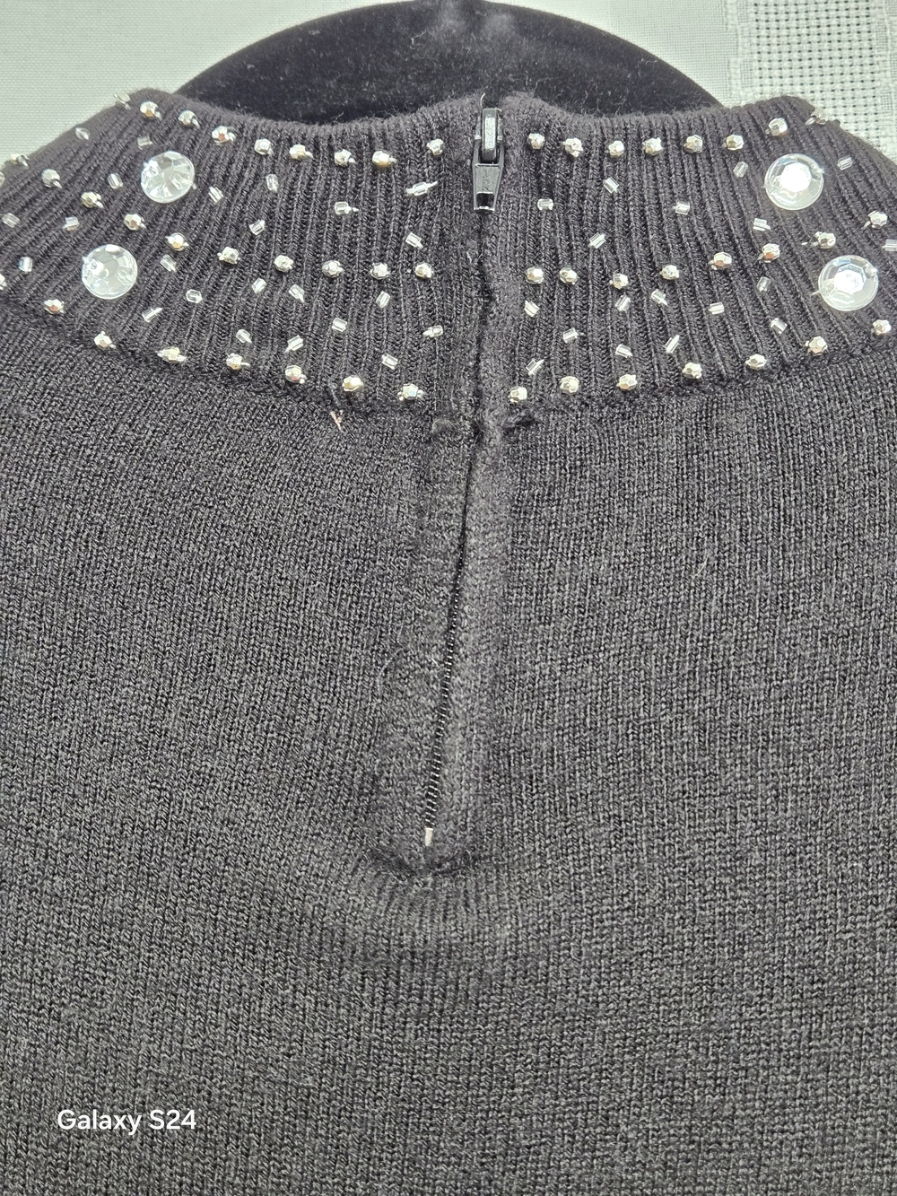 Embellished Mock Neck Short-Sleeve Top - Black - Picture 8 of 11